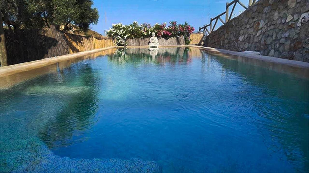Villa For 4 With A Private Pool & Garden Bedar Bagian luar foto