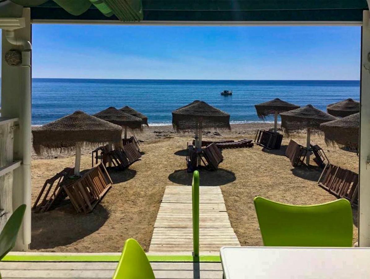 Villa For 4 With A Private Pool & Garden Bedar Bagian luar foto