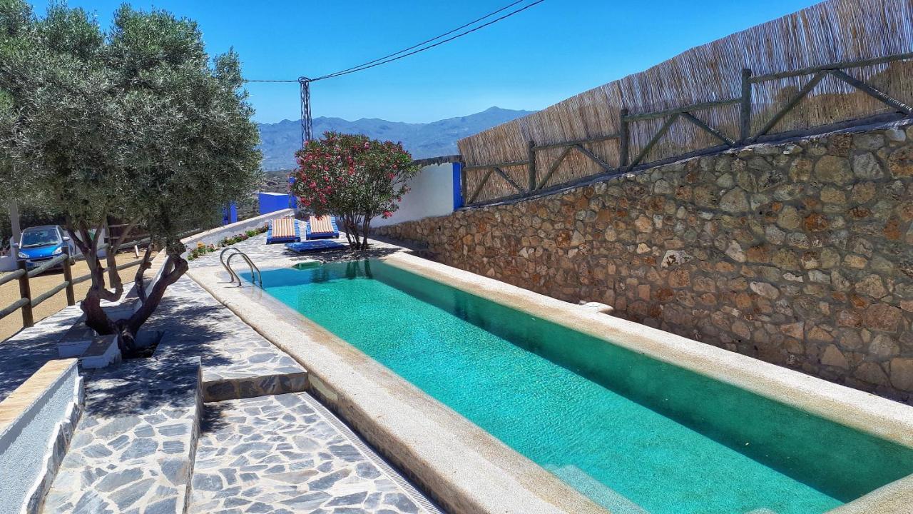 Villa For 4 With A Private Pool & Garden Bedar Bagian luar foto